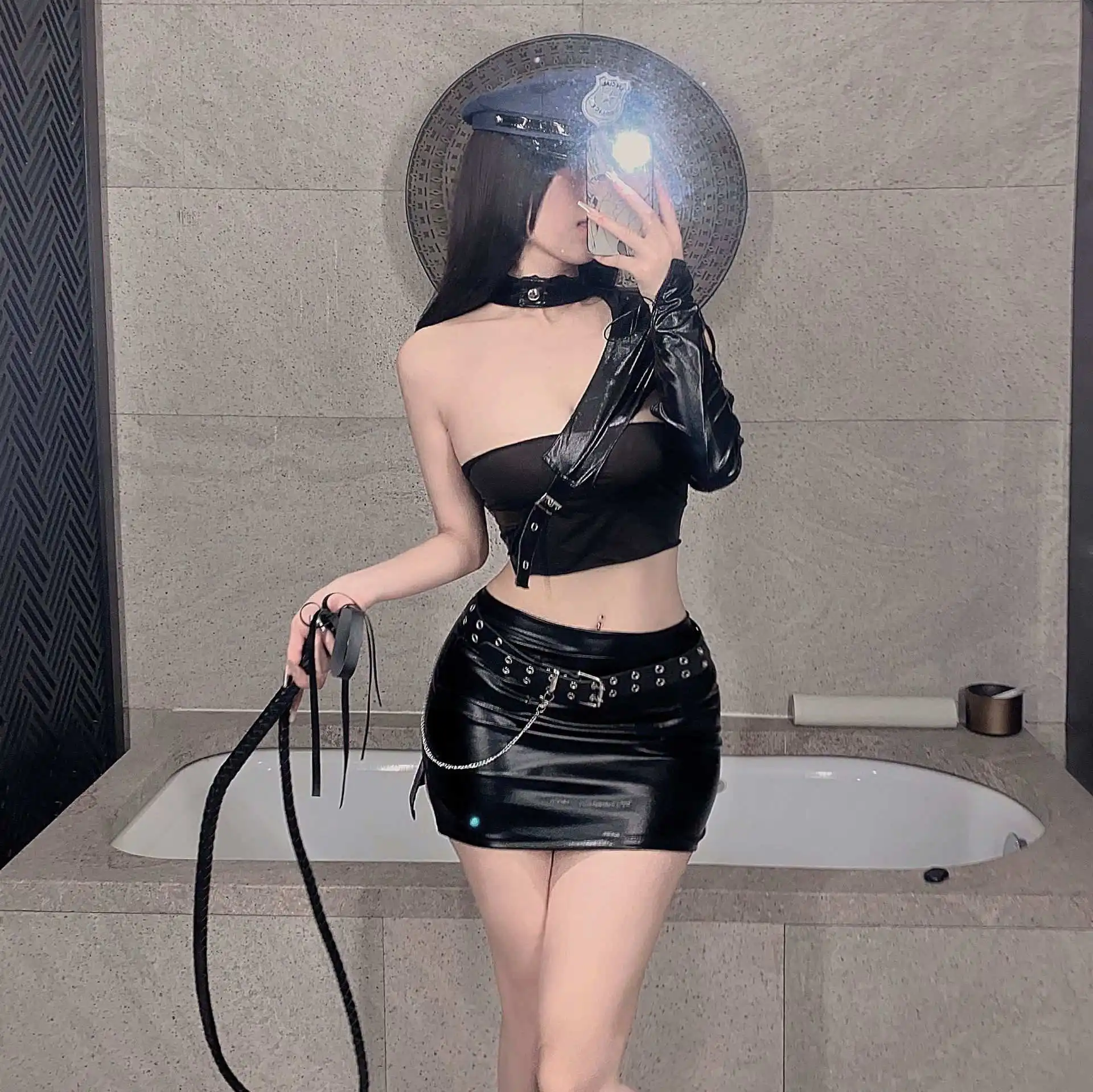 2025 ใหม่ Deign ผู้หญิงเซ็กซี่สองชิ้นคอสเพลย์ชุดตํารวจฮาโลวีนแต่งตัว Party Roleplay เครื่องแต่งกายกรอง PU เสื้อผ้า