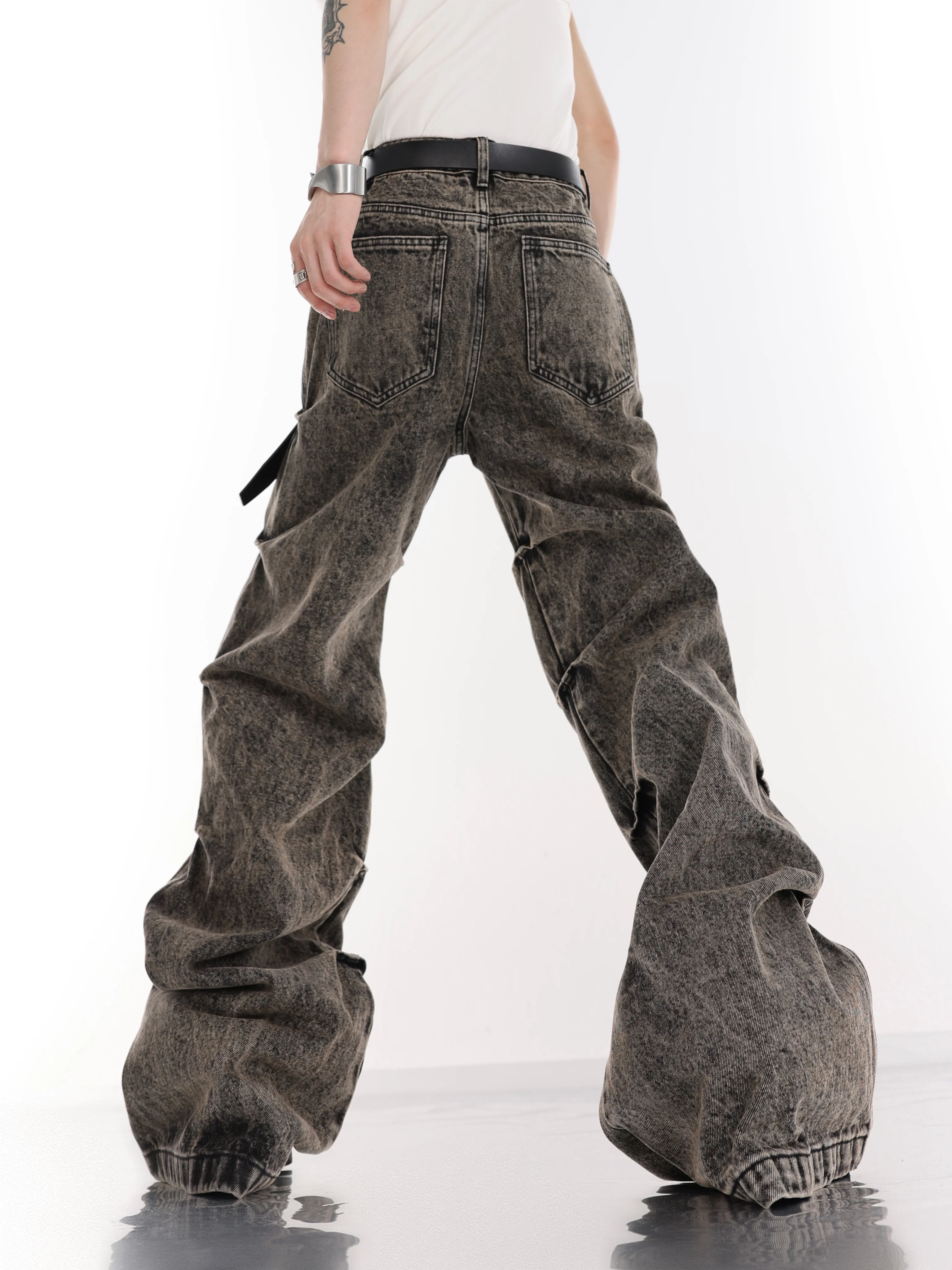 Wasteland Style Avant-Garde Pleated Retro Worn Looking Washed-out Jeans Women High Waist Micro Flared Casual Pants Men Trousers