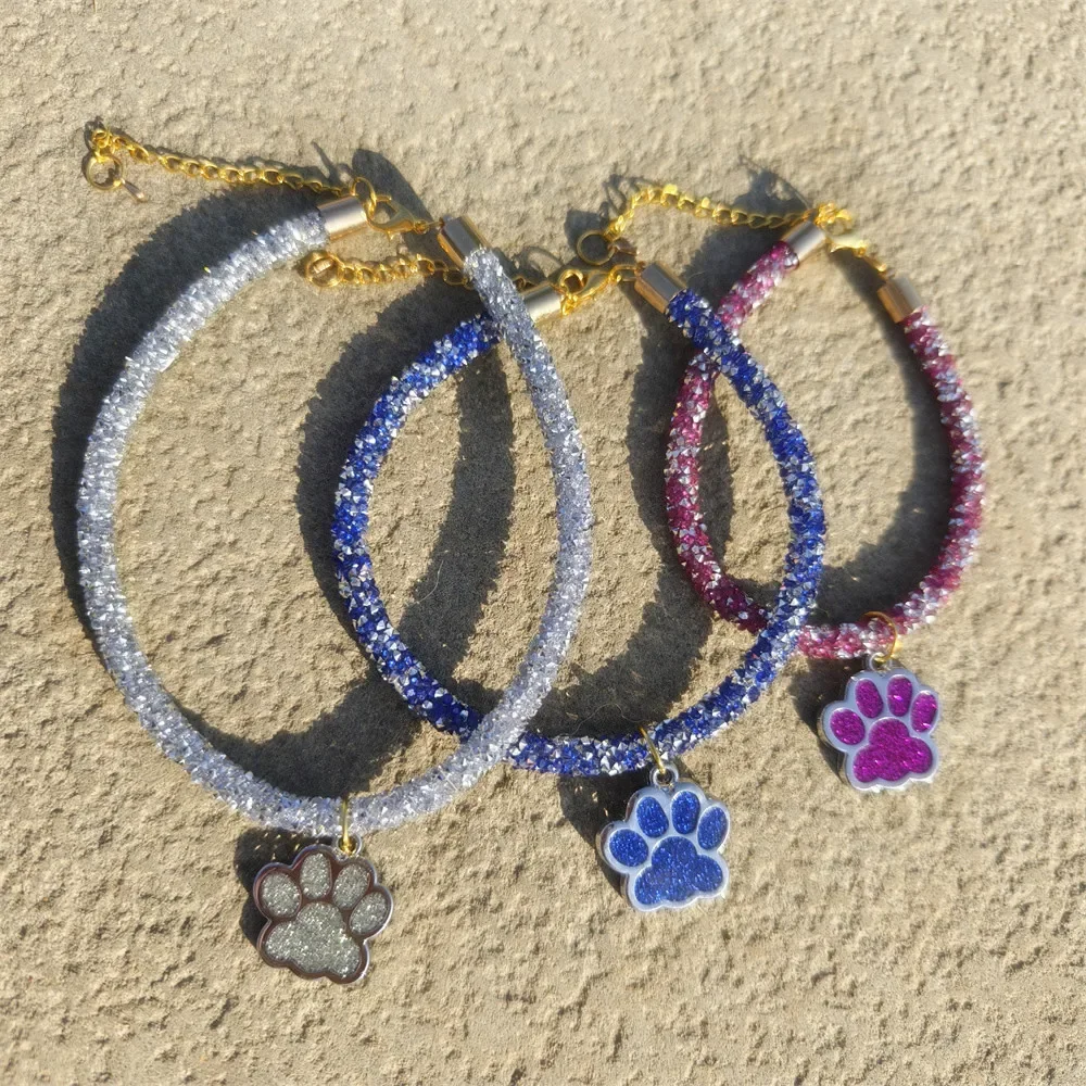 Collar con colgante de Pata de Gato de cristal ostentoso para mascotas, Collar ajustable para perros pequeños, Anillo para el cuello de gato, Collar de diamantes de imitación, accesorios para mascotas