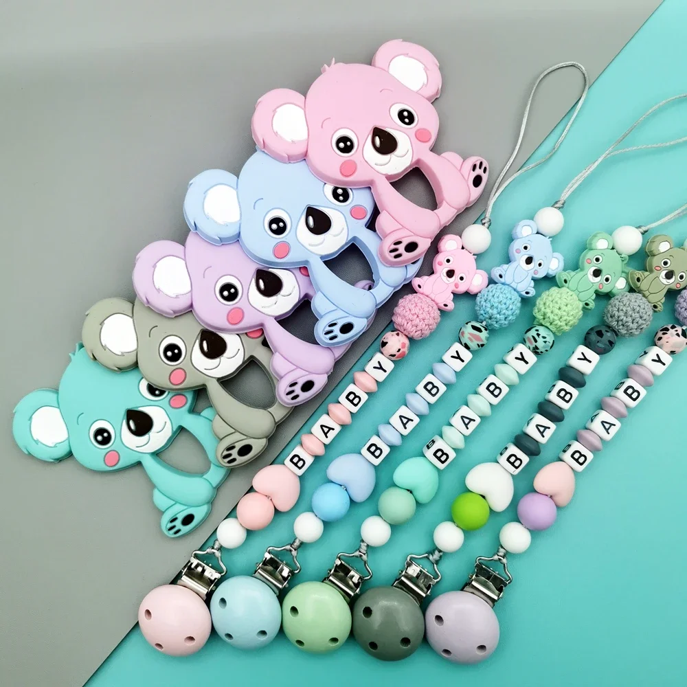 Personalizzato inglese russo lettera nome silicone koala ciuccio clip catene massaggiagengive pendente per bambino ciuccio da masticare massaggiagengive kawaii