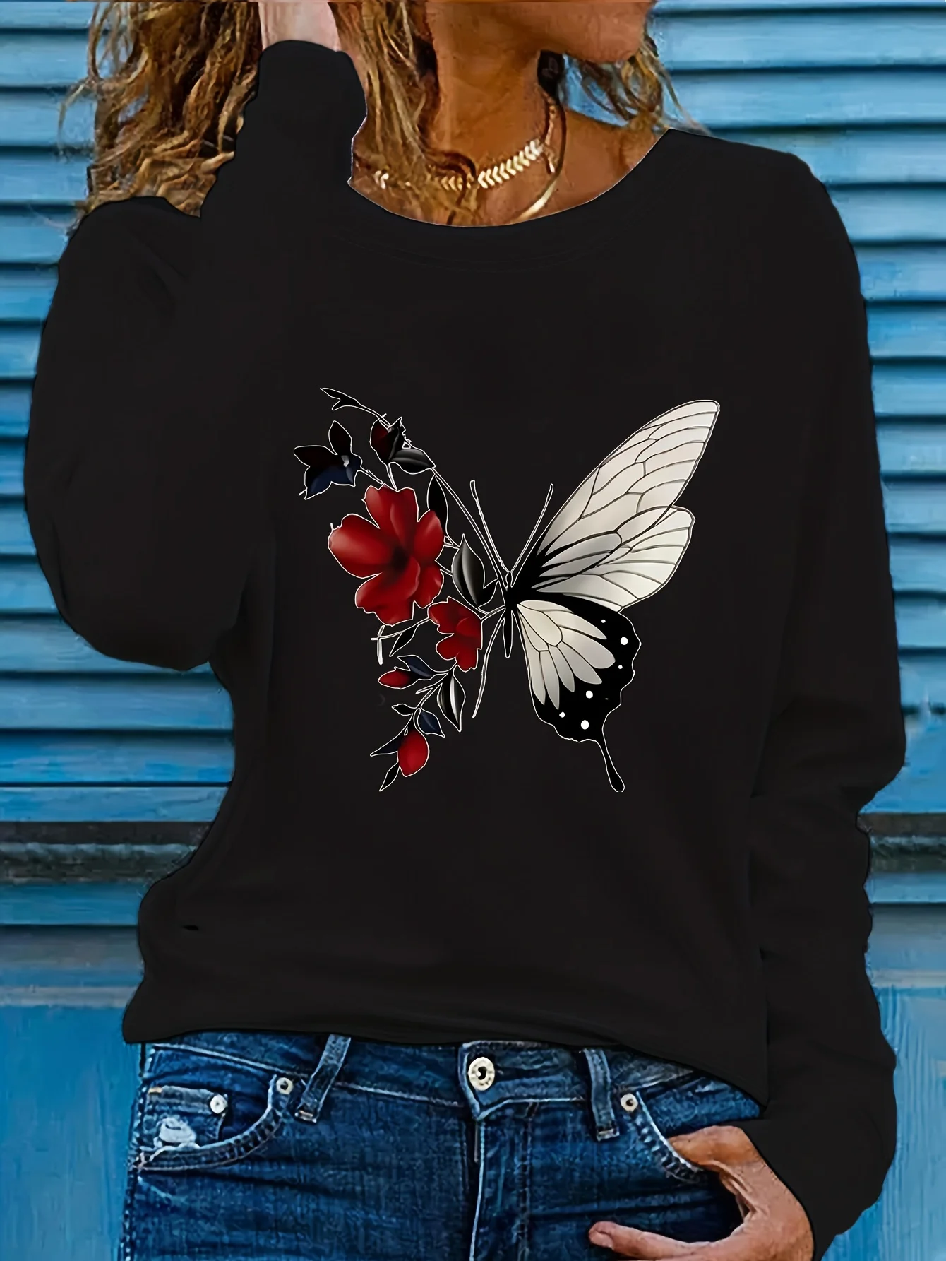 Romantisches Schmetterlingsmuster, vergrabene Liebe, verwelkte Blumen und beschädigte Schmetterlinge, bedrucktes Langarm-T-Shirt für Damen, Y2k-T-Shirts, Tops