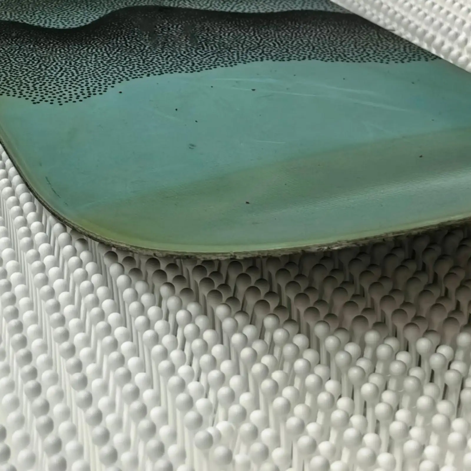 

Snow Skiing Training Mat Realistic Enoki Mushroom Surface Wear Resistant Plastic Board for Indoor Outdoor Ski Exercise