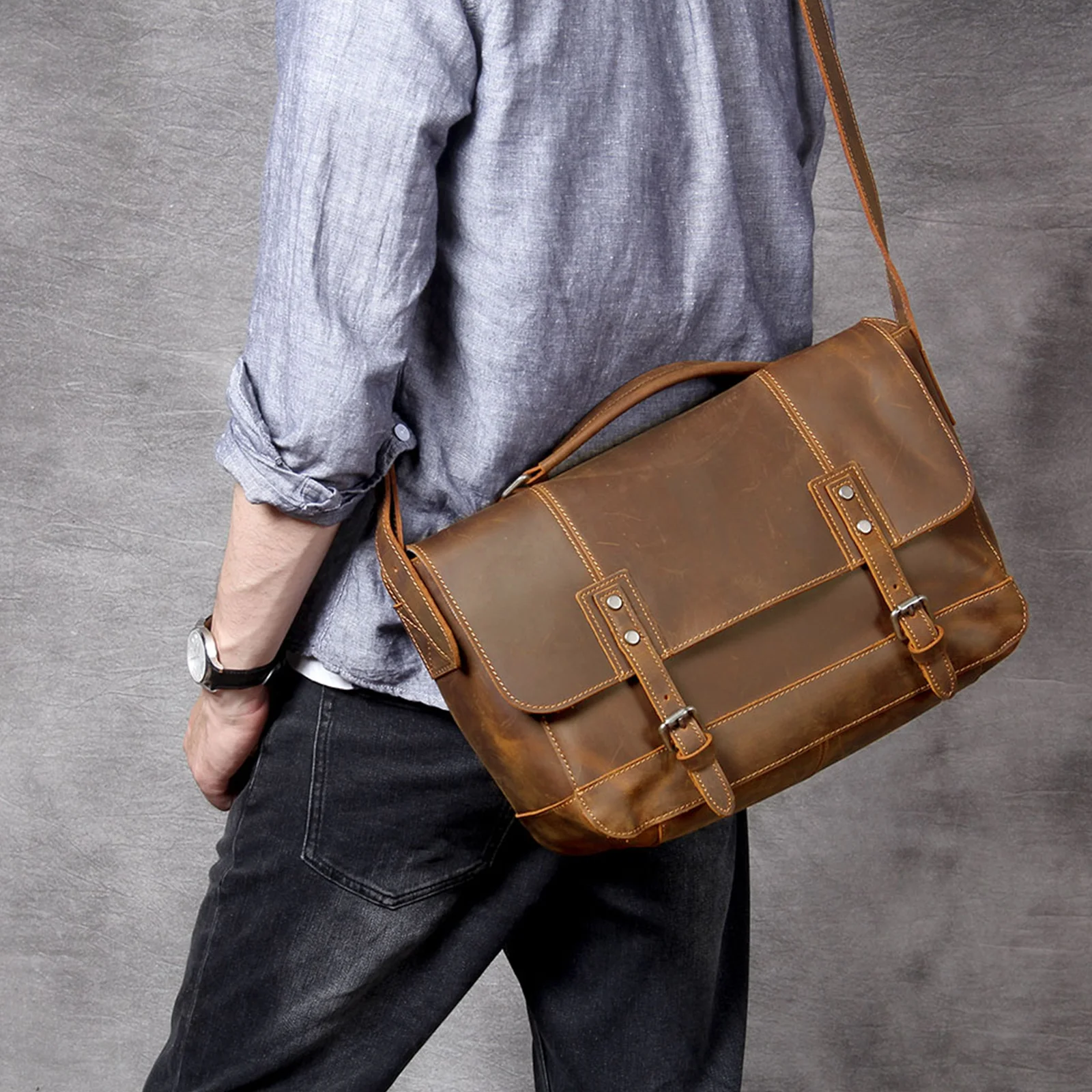S.WORKER Vintage Herren-Umhängetasche aus Echtleder, Handgefertigte Crossbody-Tasche, Geschenk für Männer, für Handy & Schlüssel – Detail 6