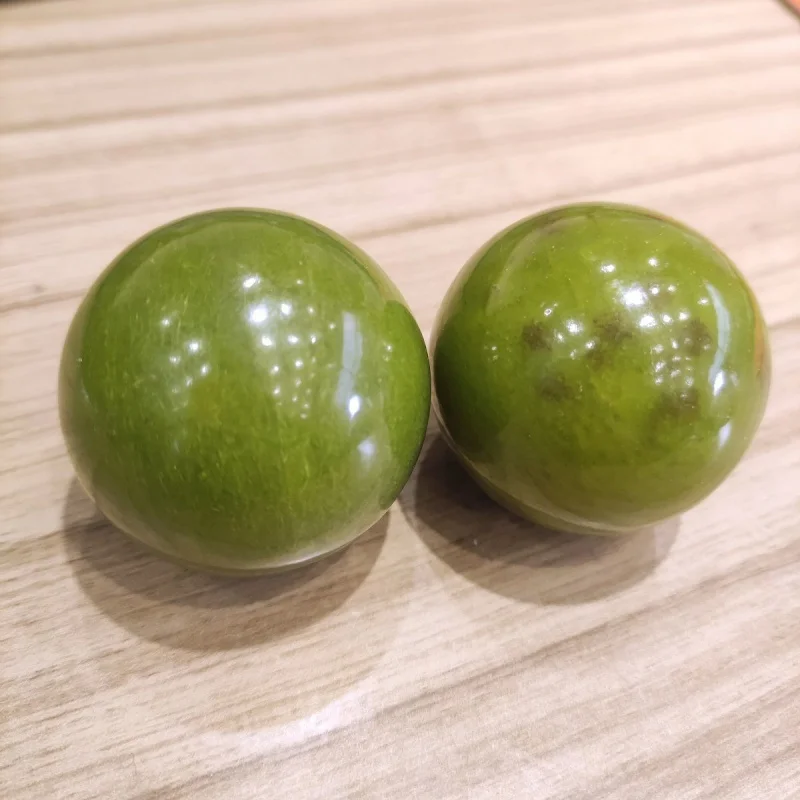 

Natural Xiuyu jade handball, fitness ball, jade hand grip piece, rehabilitation training and massage ball elderly