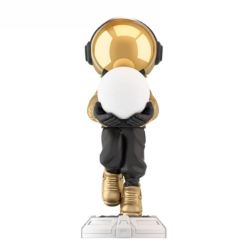 

Astronaut astronaut lamp large floor-to-ceiling ornament TV cabinet next to sofa light luxury decoration
