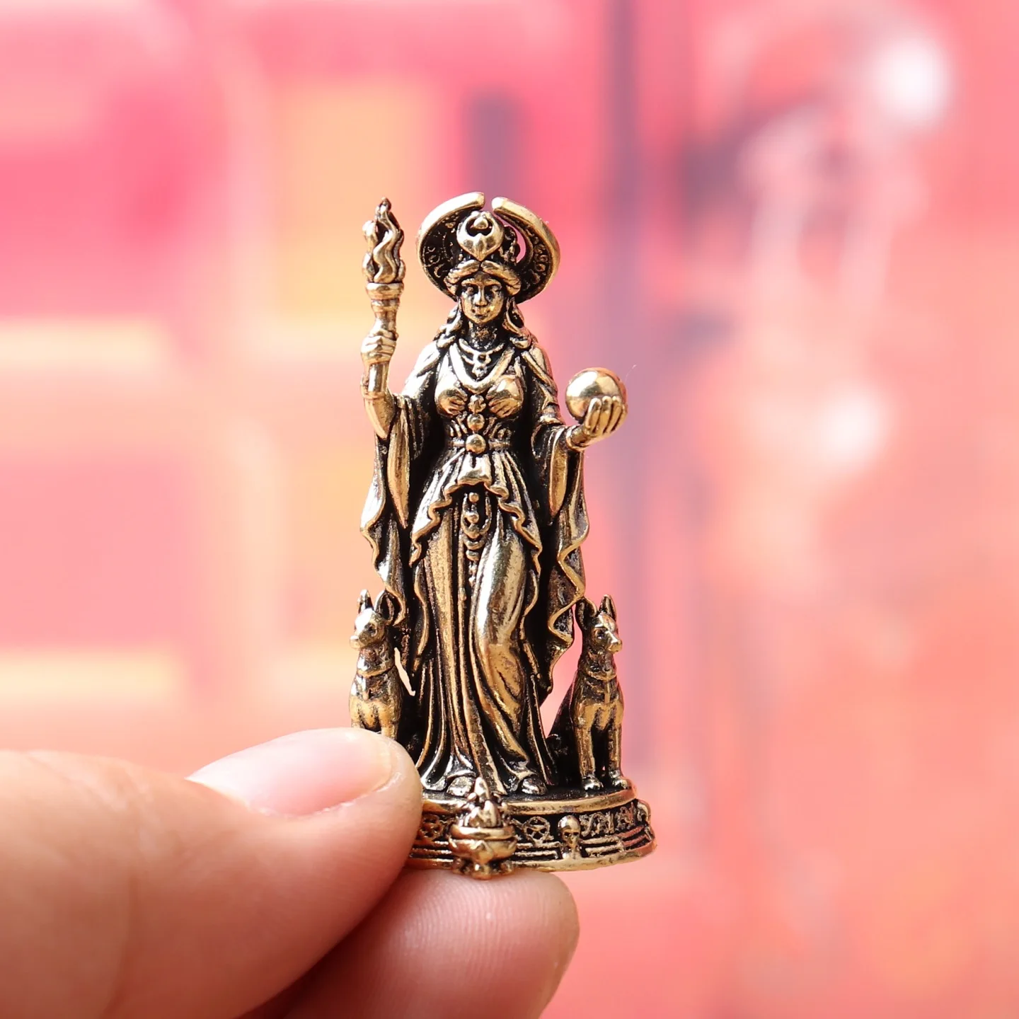 Brass Heratehali Emperor Goddess Ghost Mother Statue Home Decor Office Desk Protector Bronze Carving Crafts Ornament