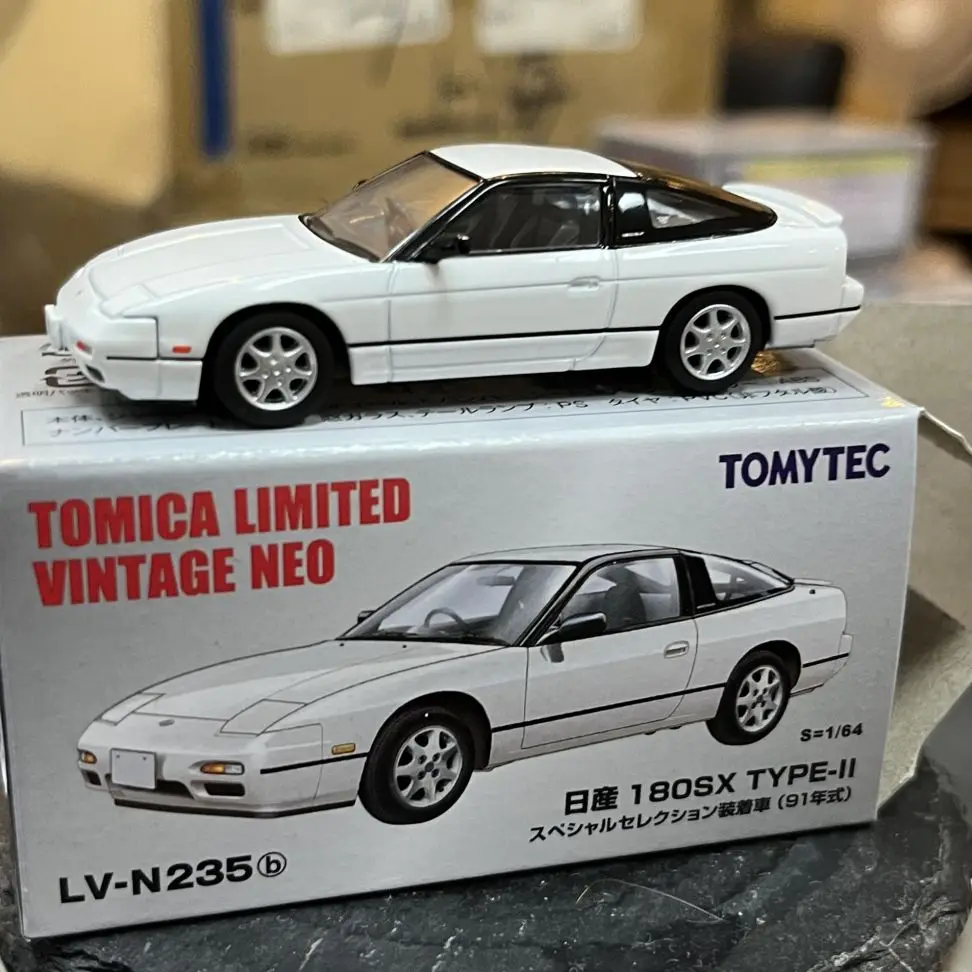 

Tomytec Tomica TLV 1/64 LV-N235a/B Nissan 180SX TYPE II Black White Die-cast alloy car model collection display gift