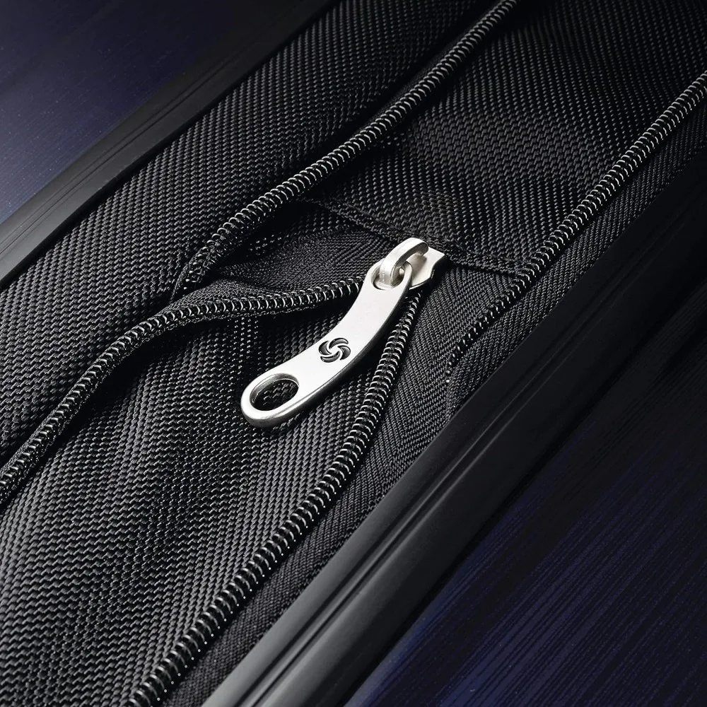 Carry-On Navy Hardside Spinner Luggage 20-Inch, Lightweight Travel Suitcase with Durable Wheels for Efficient Mobility