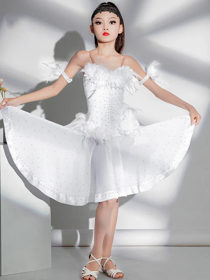 فستان رقص لاتيني للسيدات للأطفال والبنات ملابس مزهرة من الريش لقاعة الرقص والتدريب الاحترافي ملابس رقص رومبا تشا تشا