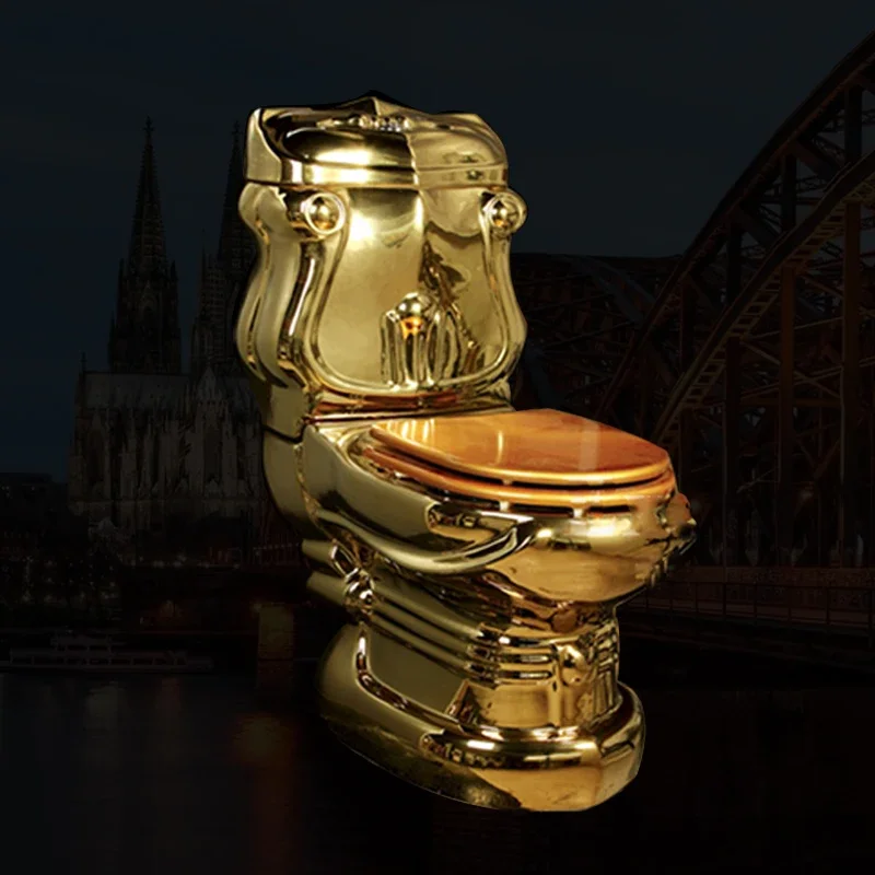 Retro Toilet Relief Split Color Toilet Color Gold Creative Wall Drainage Toilet Golden  Portable