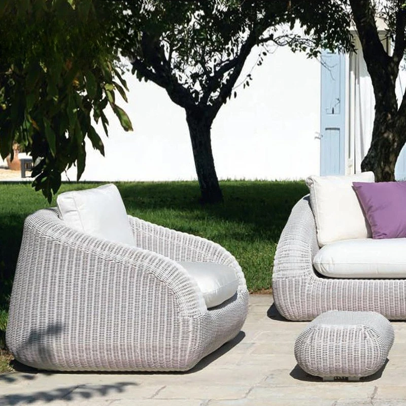 

Уличная мебель для виллы и двора: диван из ротанга для отелей, B&B, курортов, садов, а также одноместный диван и кофейный столик