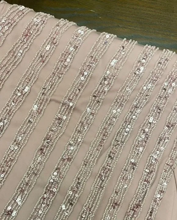 Luxury Pink One-Shoulder Beading Prom Gown - close-up view