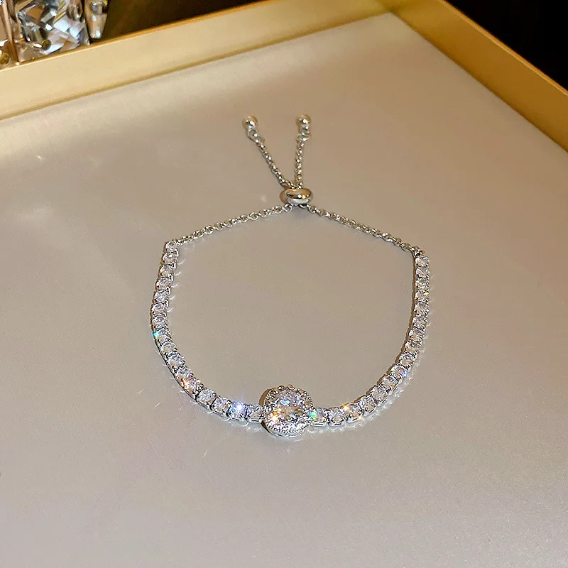Voller Strasssteine, verstellbares 18 Karat vergoldetes Edelstahlarmband für Frauen, 2022, neuer trendiger quadratischer Zirkon-Armbandschmuck
