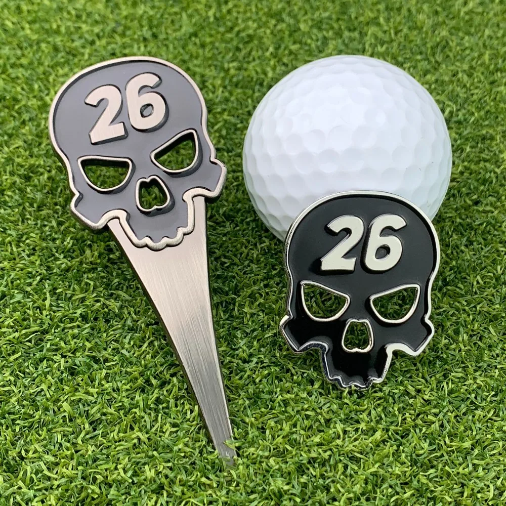 Golf Metal Christmas Double-Sided Skull Green Fork Magnetic Ball Position Mark Gift Box Multifunctional Accessories Set view 3