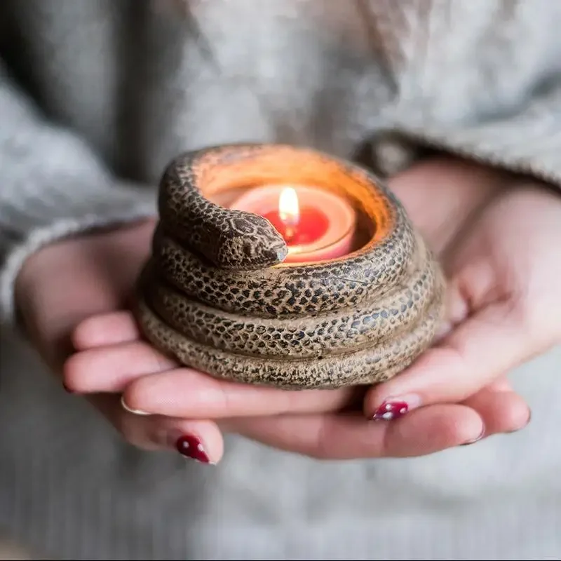 Coil Snake Ornaments Candlestick Base Figurine Candle Cup Ware Creative Festival Gift Concrete Craftwork Home Garden Decor