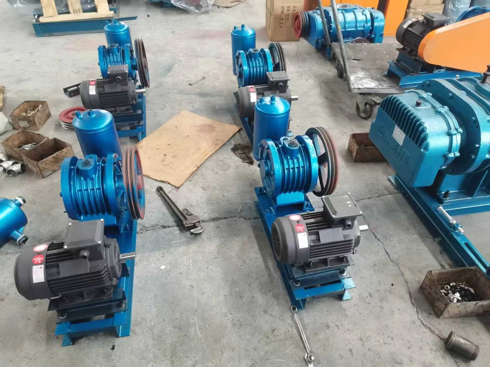 Soplador con diseño de lóbulo giratorio, aireación Industrial de alta eficiencia, hierro fundido, CA eléctrica, OEM, alta presión, silencioso, sin aceite