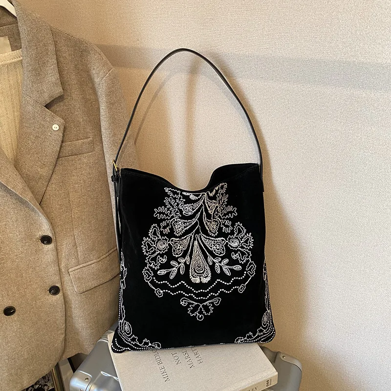 حقيبة يد مطرزة لعام 2025 للنساء، حقيبة كتف كبيرة بوهو شيك، متسوق قماش مريح بغرز زهور، نمط مريح #2