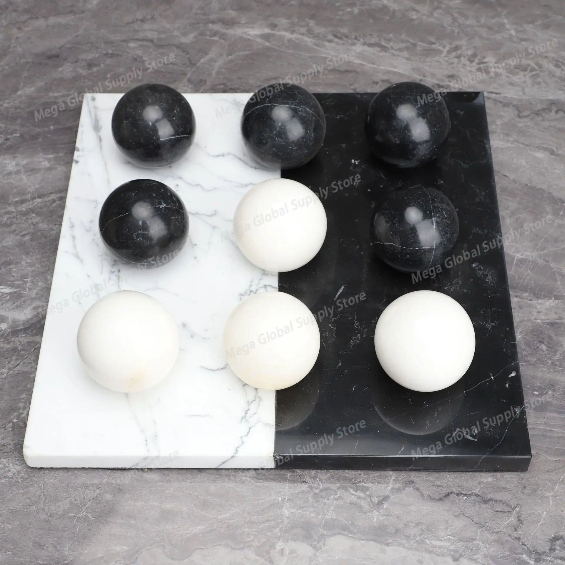 

Black and White Marble Chessboard Geometric Checkerboard Marble Ball Coffee Table Decor Figurines Modern Home Decoration