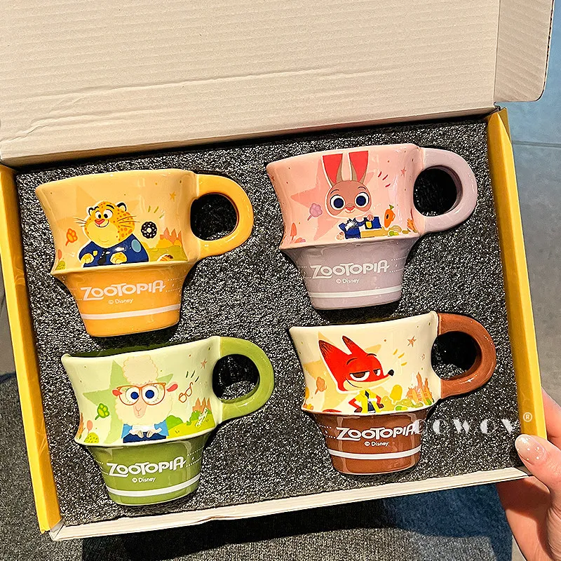 

Керамическая кружка Disney Zootopia Ник и Джуди, 233 мл, с аниме-принтом, для пары, для молока и кофе, подарок на день рождения