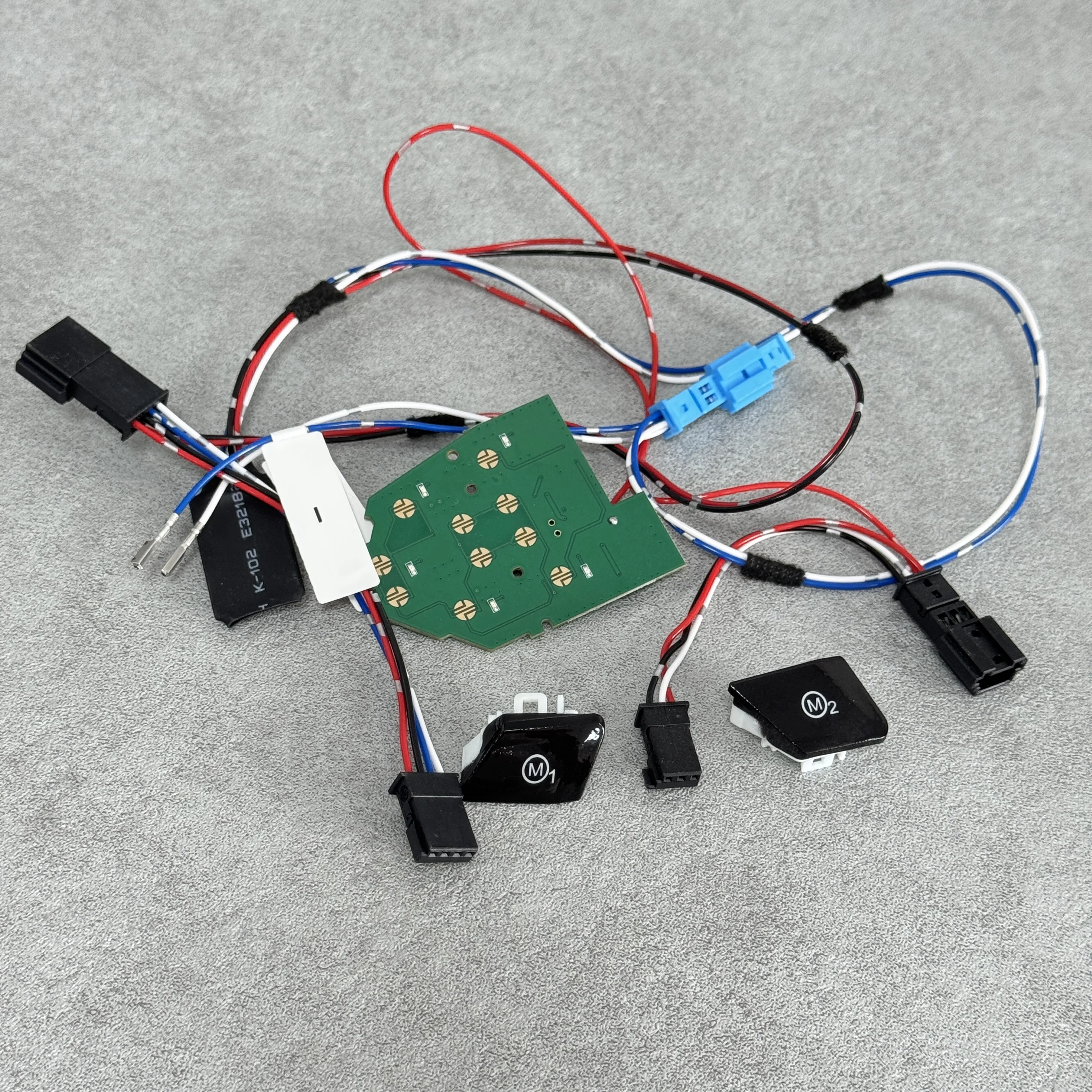 Suitable for BMW 1 2 3 4 5 Series steering wheel upgrade M1 M2 button sport mode control button module image 3