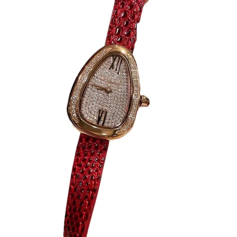 

2024 new watch advanced light luxury simple full star ladies fashion two circles leather leather vintage