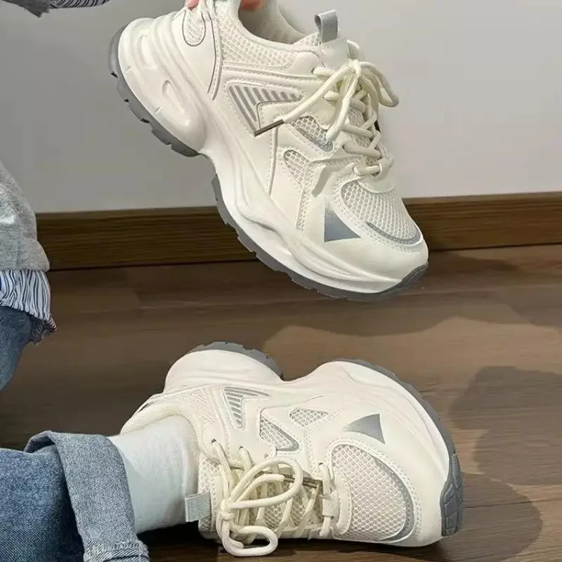 Fashion Small White Shoes Women New Spring and Autumn Leisure Sports Shoes Girls with Thick Soles Low Style Sneakers Shoes