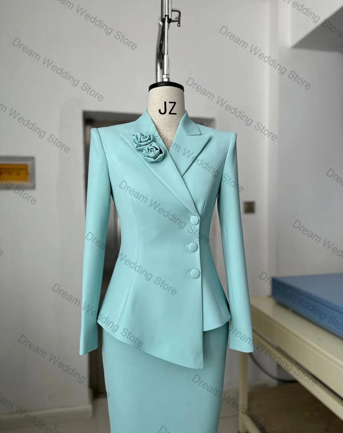 ライトブルーのレディーススーツスカートセット2点セットブレザー+プロムドレス3Dフラワーフォーマルオフィスレディジャケットカスタムサマーウェディングプロムコート