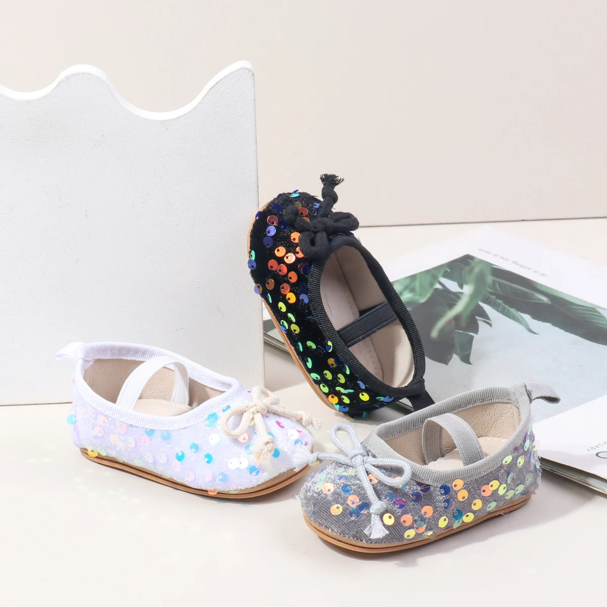 Spring And Autumn Baby Girls Princess First Walking Toddler Shoes With High Quality TPR Sole And Sequin Design For 0-18M Baby