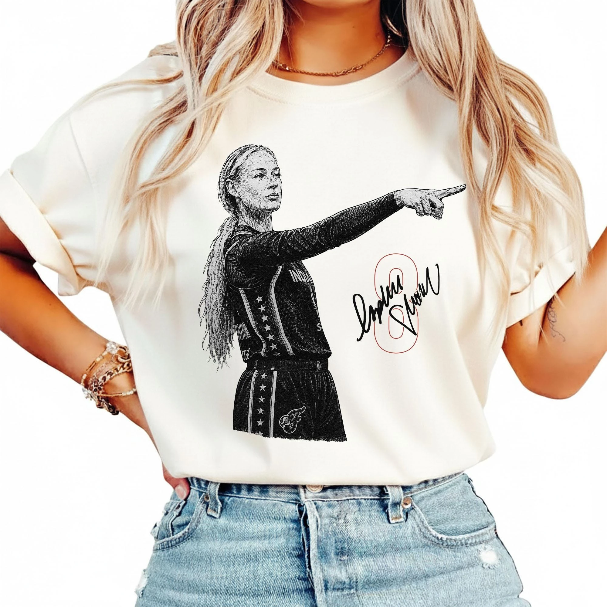 Lexie Hull Indiana Fever No.8 Signature Portrait T-shirt Women Cotton WNBA Basketball Fans Oversized Tee