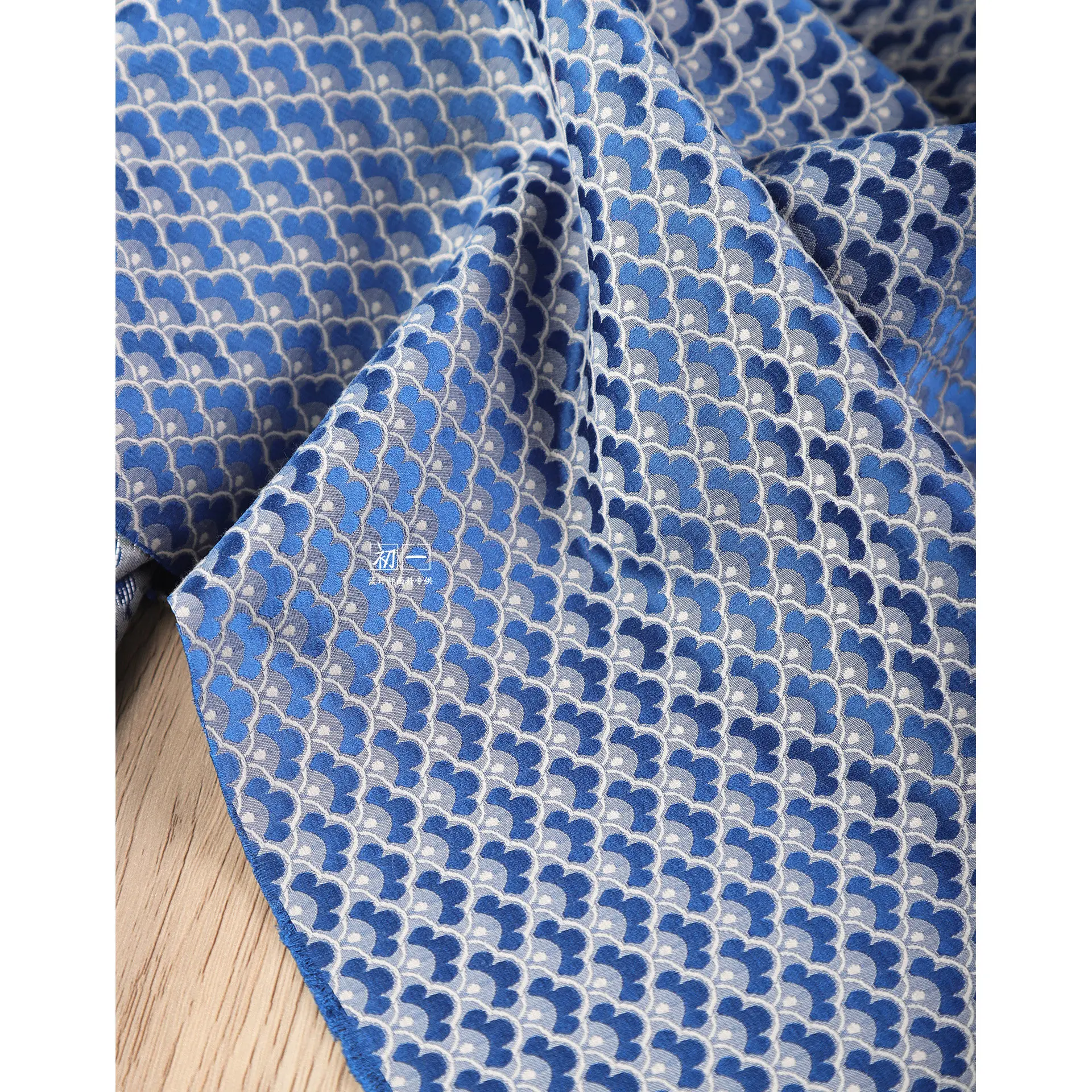 Green Traditional Chinese Scale Jacquard Chinese Style Silk Texture Chinese Dress Cheongsam Coat Clothing Designer Fabric