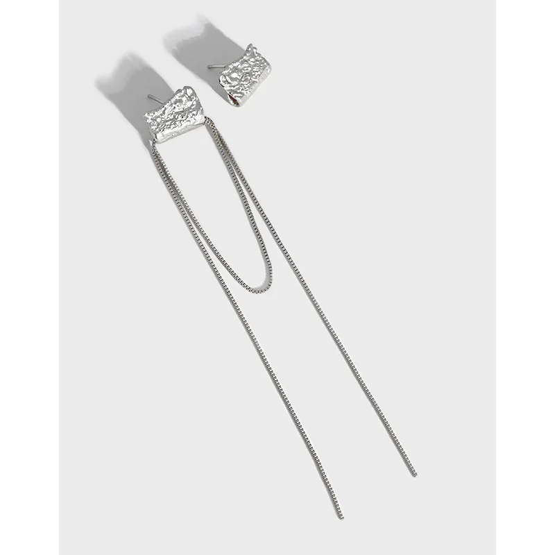 [Cciris.Com] S925 Silver Crinkle Asymmetric Tassel Earrings Japanese Textured Hypoallergenic Wholesale Dainty Jewelry for Women