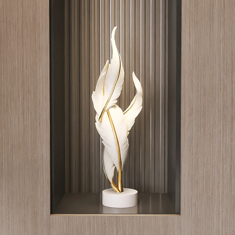 Light Luxury Feather Figurine Ornaments Modern Art Living Room Study Office Desk Decoration Housewarming Gifts Home Accessories
