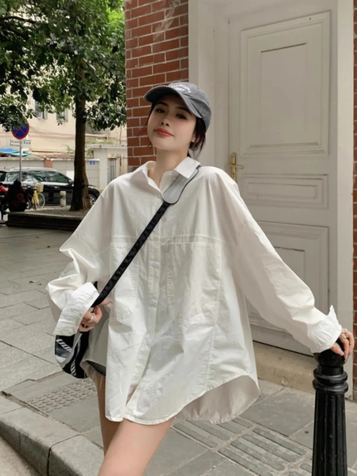 

White Sun Protection Cotton irt Women's Loose Fit Mid-Length Lazy Sle Design Spring Summer New Arrival Outerwear