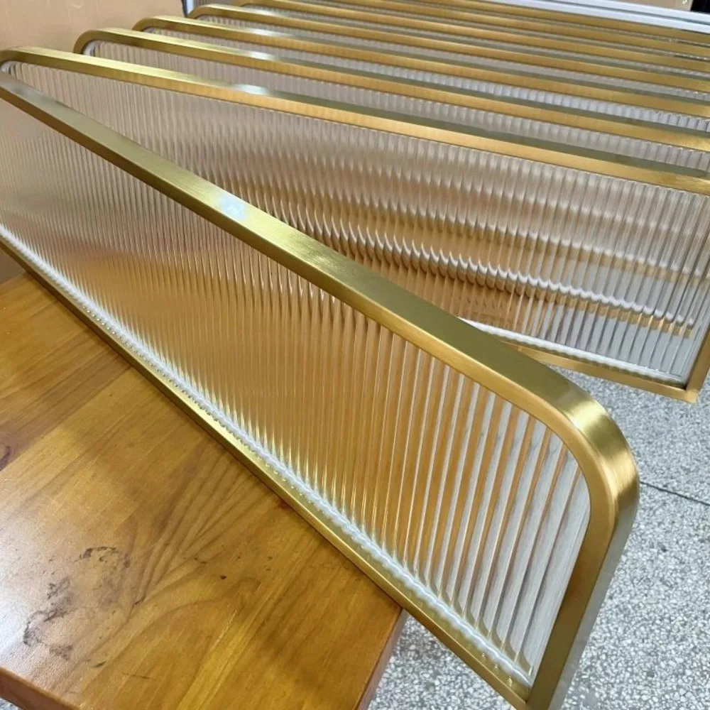 Restaurant booth partition stainless steel light luxury Changhong glass low screen wrought iron half wall heightened fence decor