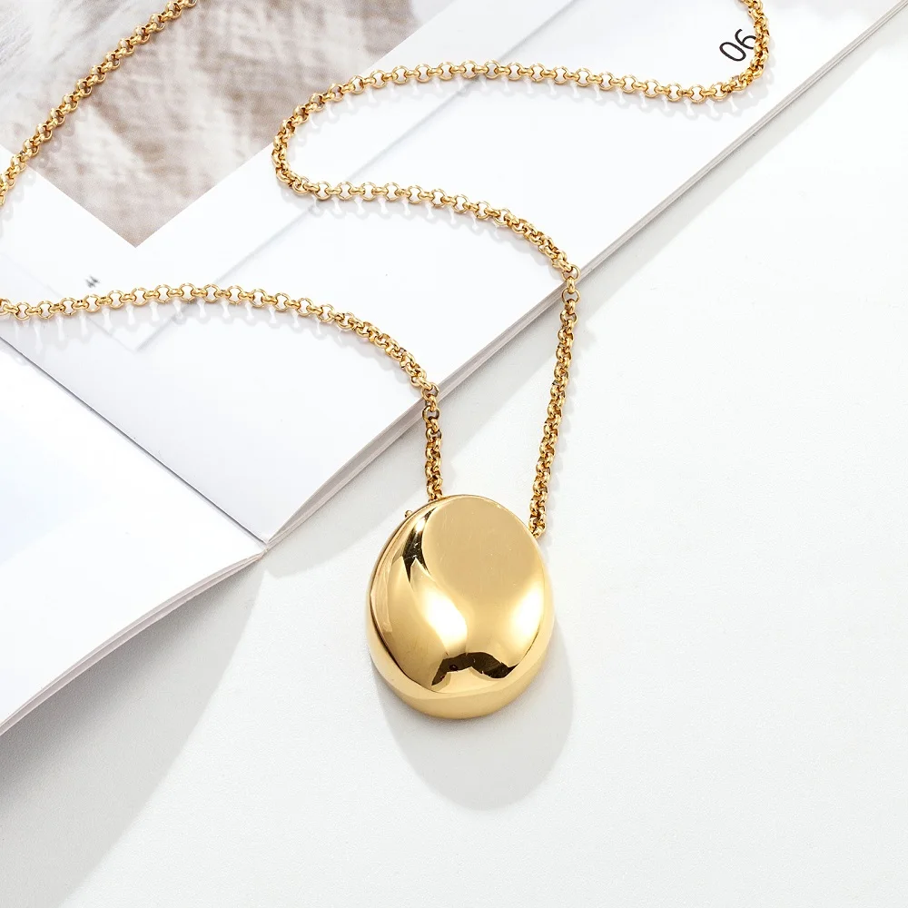 High Quality Wholesale 14K Gold Plated Exquisite Necklace Bean Shaped Oval Pendant Sweater Chain Necklace Titanium Steel Jewelry