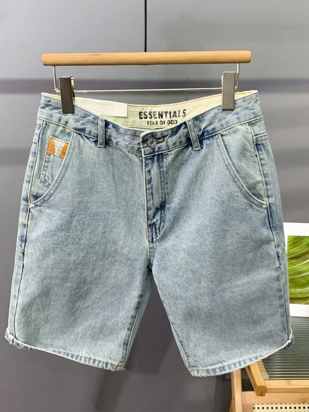 

Американские ретро светло-голубые мужские джинсовые орты, летние трендовые повседневные прямые джинсы с пятью точками, молодежная одежда