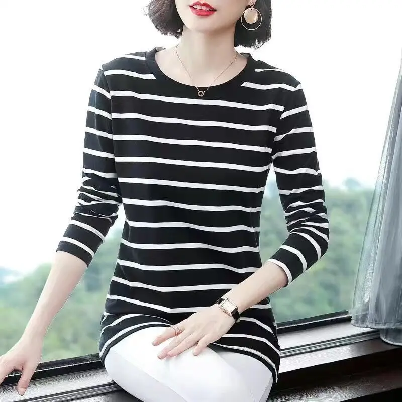 Casual Striped Print Bottoming Shirt Spring Autumn New Long Sleeve Plus Size Loose T Shirt Tops Vintage Fashion Women Clothing