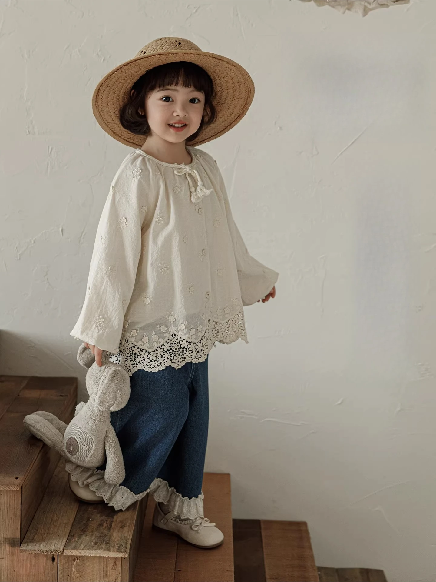 2026 Spring Girls Long Sleeve Cotton Breathable Flower Doll Shirt Denim Wide Leg Pants Kids Clothing Sets For 2-10 Years
