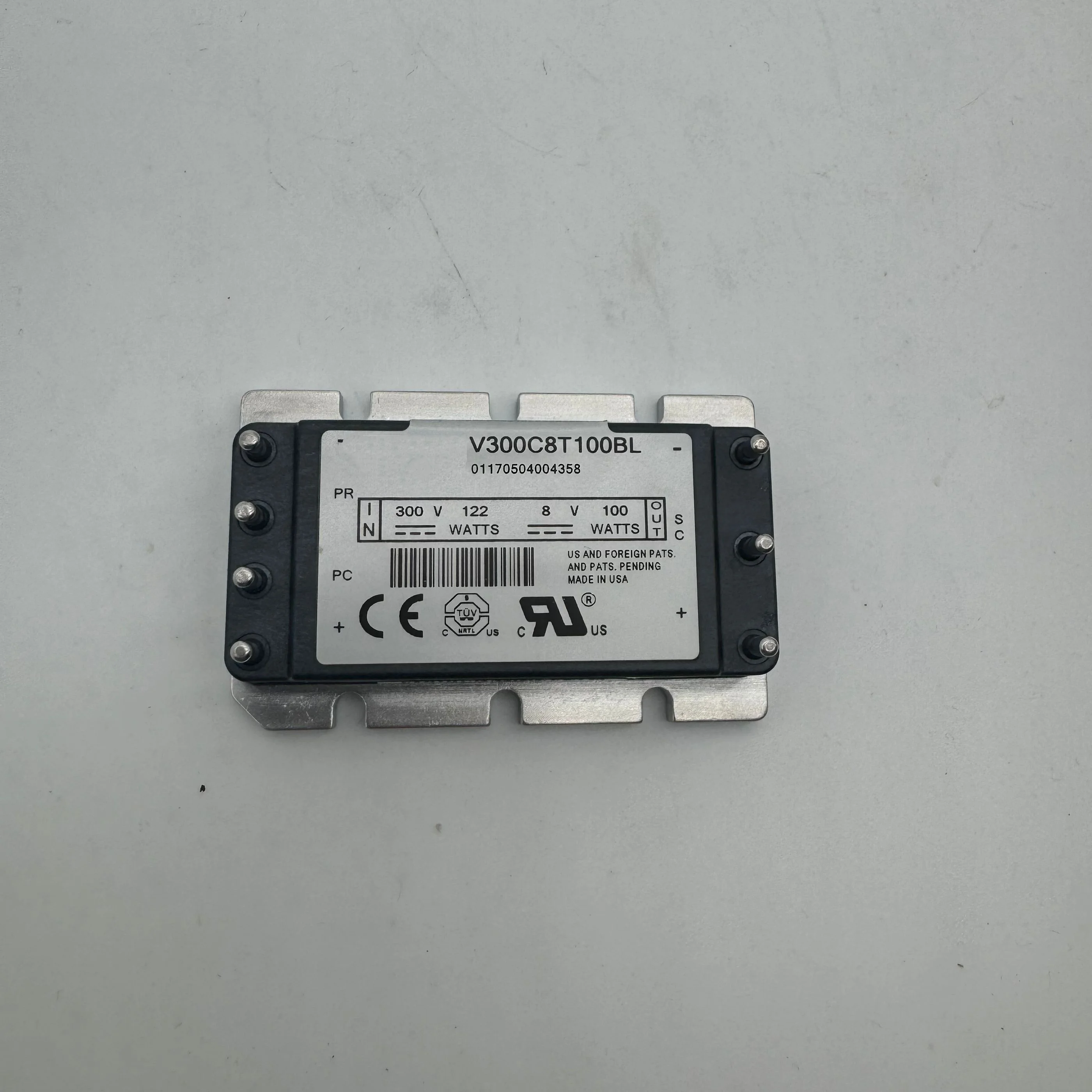 

1 шт. V300C8T100BL модуль питания DC-DC новый 100% гарантия качества
