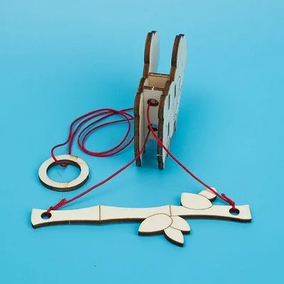 Tree Climbing Panda Kindergarten Escola Primária Friction Technology Pequena Produção Handmade DIY Fun Science Material Package