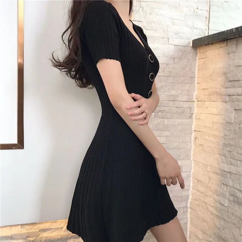 2024 Women\'s Summer New Korean Commute Solid V-neck Short Sleeve Button Spliced Ruched pleated Skirt Fashion Slim A-line Dresses