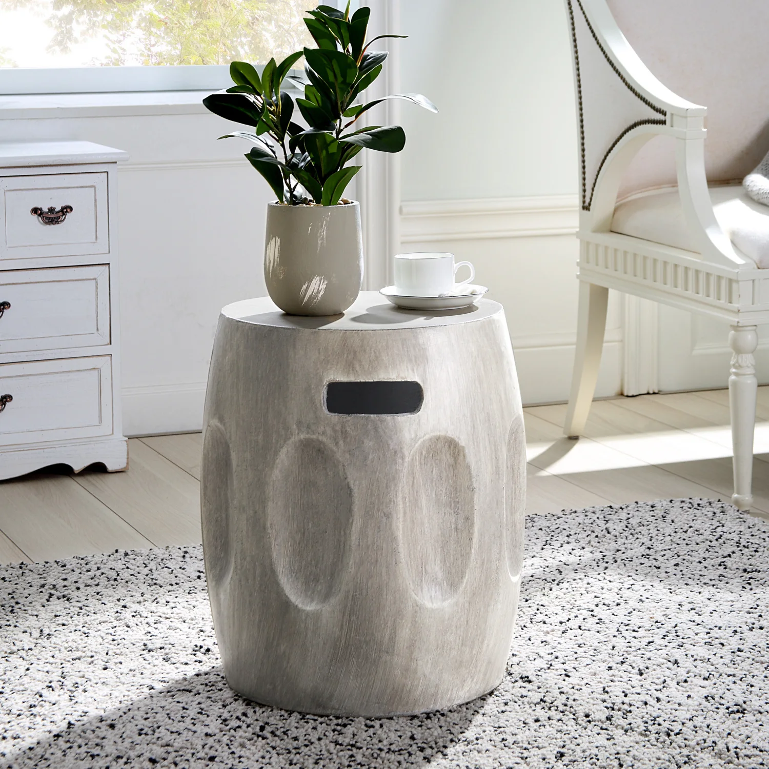 

URSA SIDE TABLE