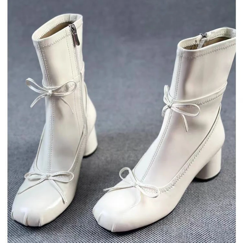 

Замшевые осенние ботильоны женские с бантом и круглым носком модные короткие ботинки женские на молнии ретро дизайнерские ботинки на высоком каблуке женские Botas Mujer