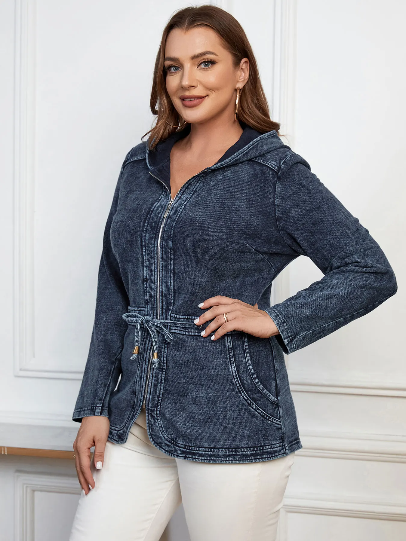 LIH HUA Women\'s Plus Size Denim Jacket Women\'s Casual High End Stretch Knit Denim Jacket with Shoulder Pads Denim Jacket