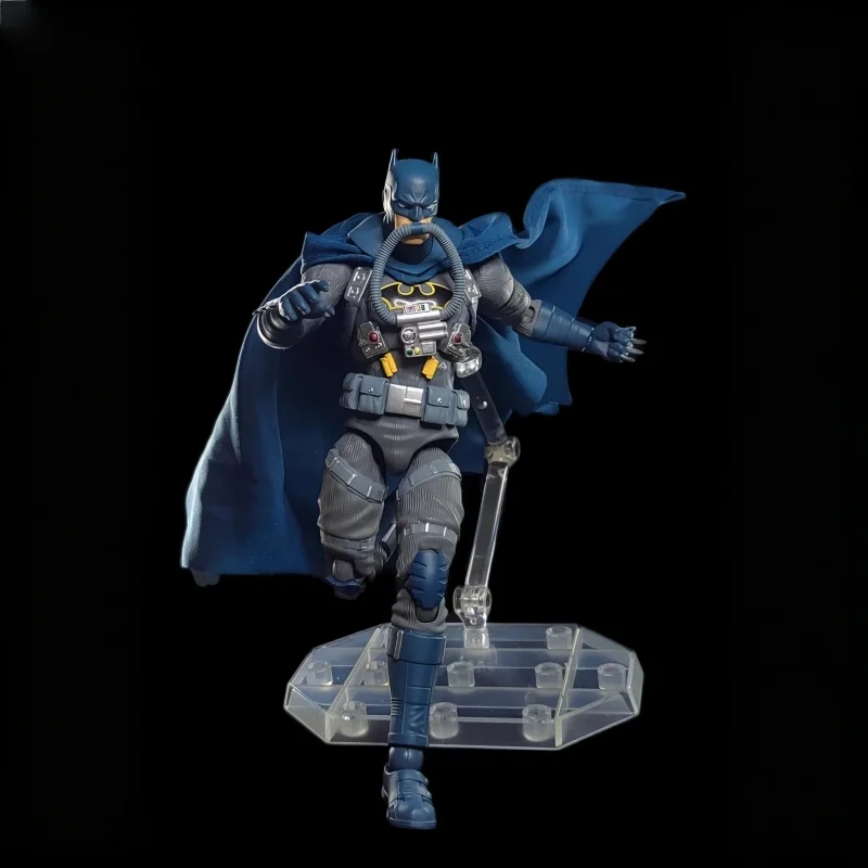 in stock MEDICOM MAFEX 166 Stealth Jumper Batman Action Figures Batman Anime Figure Giocattoli per ragazzi Bambola mobile da 6 pollici