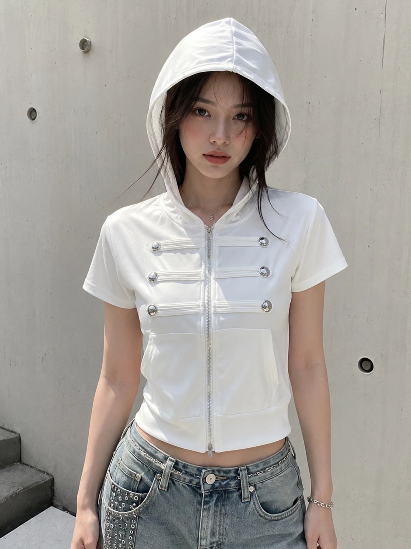 Koreanisches Sommer-Hoodie mit Reißverschluss und kurzen Ärmeln, mit Taschen, süßes und cooles doppelreihiges Retro-Top im Spicy-Girl-Stil. – Detail 2