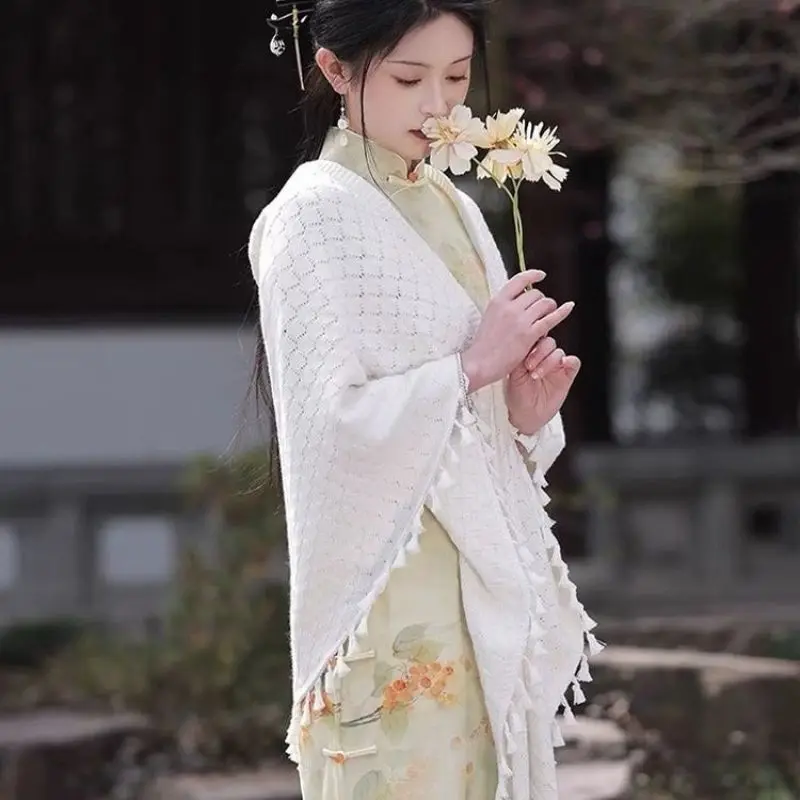 Spring Womens Elegant Plaid Tassel Shawl With Pin