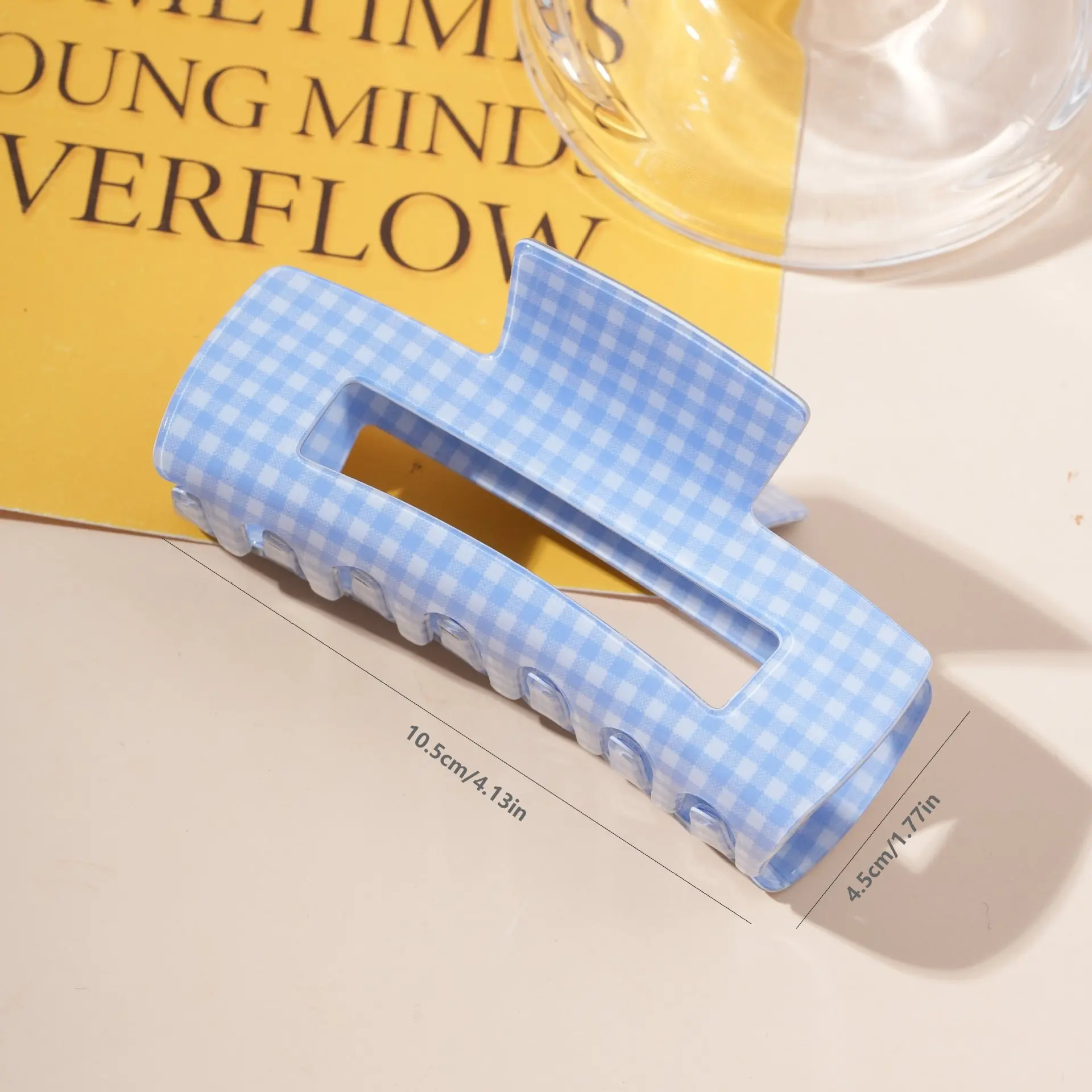 

DuoShang 10.5CM Large Grid Square Hair Claw Classic Acrylic Claw Clips Retro Trendy Hair Clips for Women Girls Hair Accessories