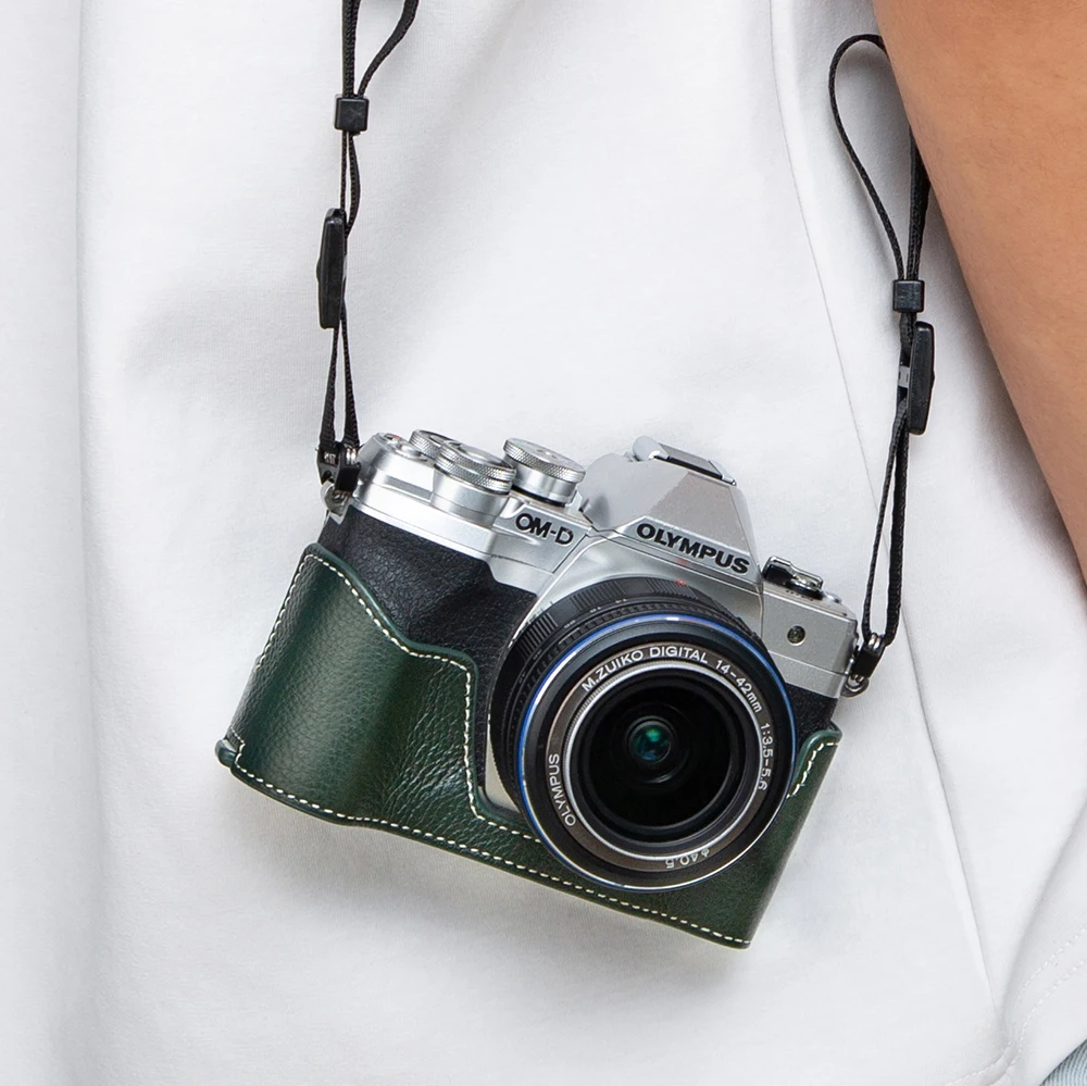 Retro E-M10 IV Camera Half Case Handmade Genuine Leather EM104 Camera Bag for Olympus OM-D E-M10 Mark IV Case Protective Case