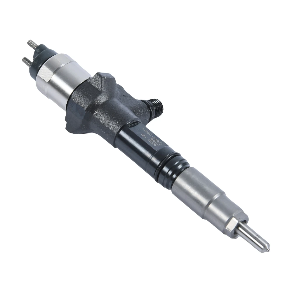 1PC Iniettore di carburante per Kubota V3800 e V3800T Motore 1J500-53051 1J500-53052 095000-9690 Escavatore Enigne Parti di ricambio